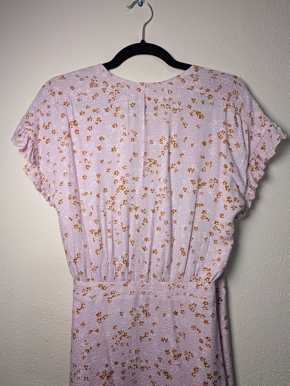 Joie Lavender Floral Wrap Midi Dress Ruffle Sleeve Small - Picture 7 of 16